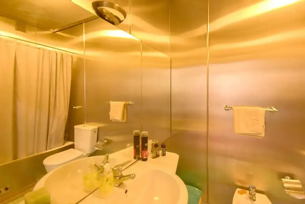 Apartment with 3 Bedrooms in Espinho, with Wonderful Sea View - 900 M From the Beach