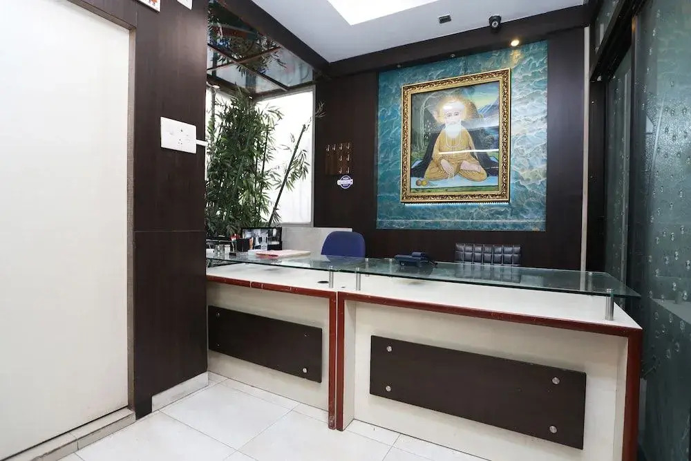 Oyo 23632 Mayfair Residency