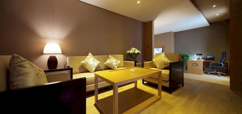 Jiyuan International Hotel