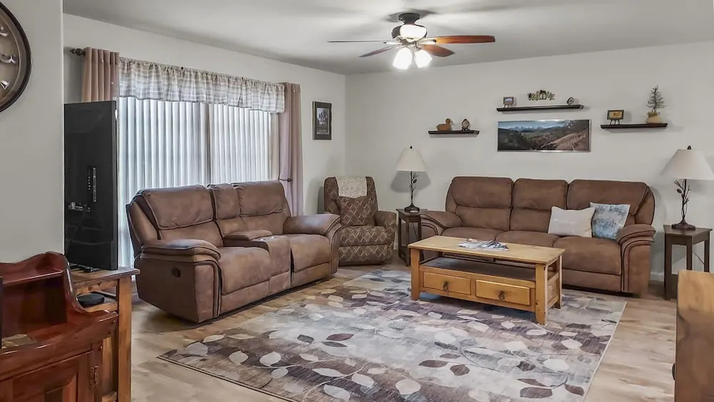 Hermosa Haven 3 Bedroom Home