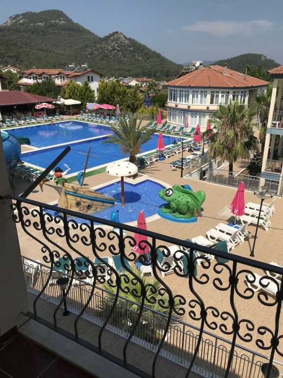 Hisar Aqua Hotel