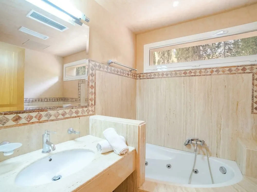 Spectacular Villa With Three Levels Located in Quiet Area