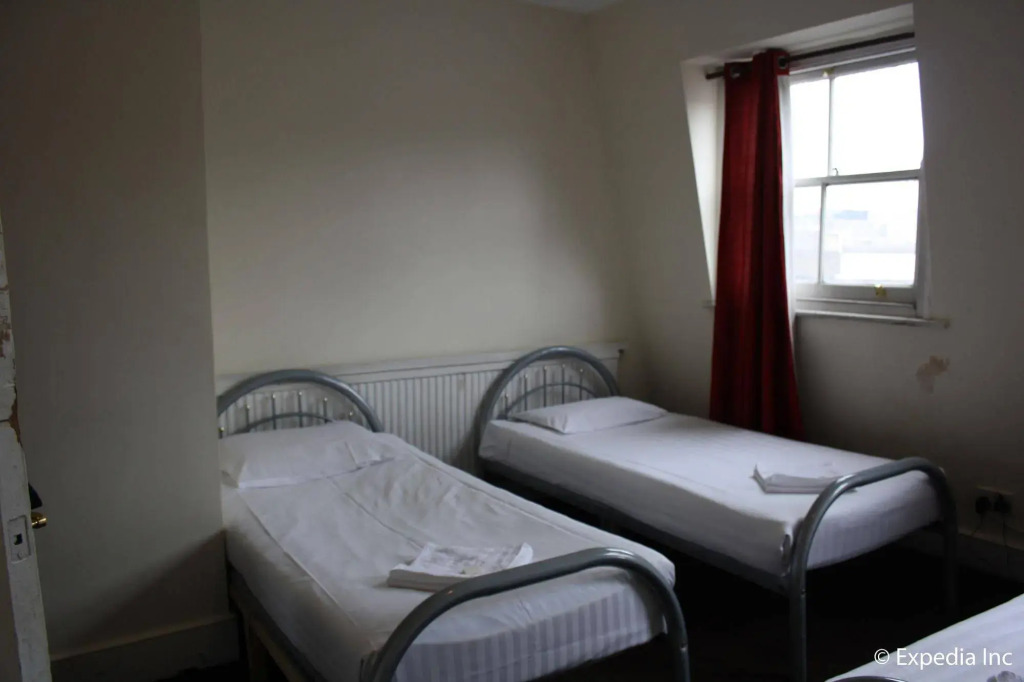 Daisy Hotel