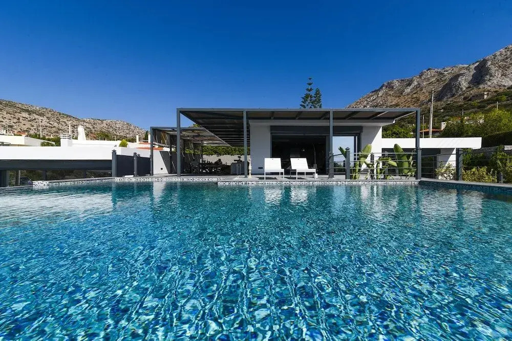 Luxury Beachfront Villa Selenia Platinum in Sounio