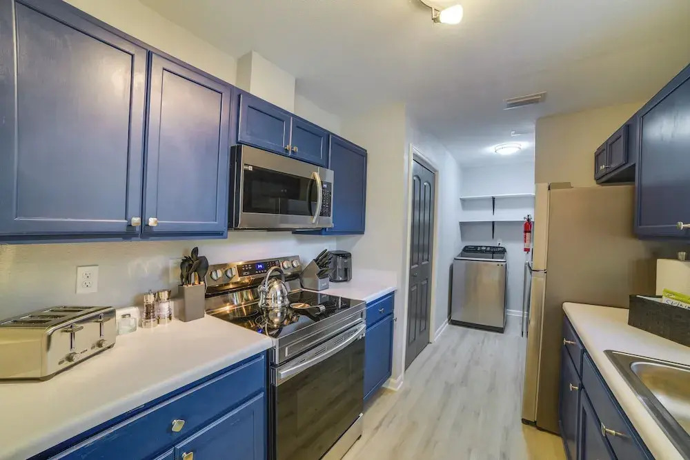 Tallahassee Home w/ Private Deck: 4 Mi to Downtown