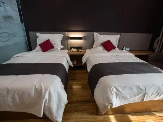 Guangtai Business Hotel (Tangshan Rongxin Road Branch)