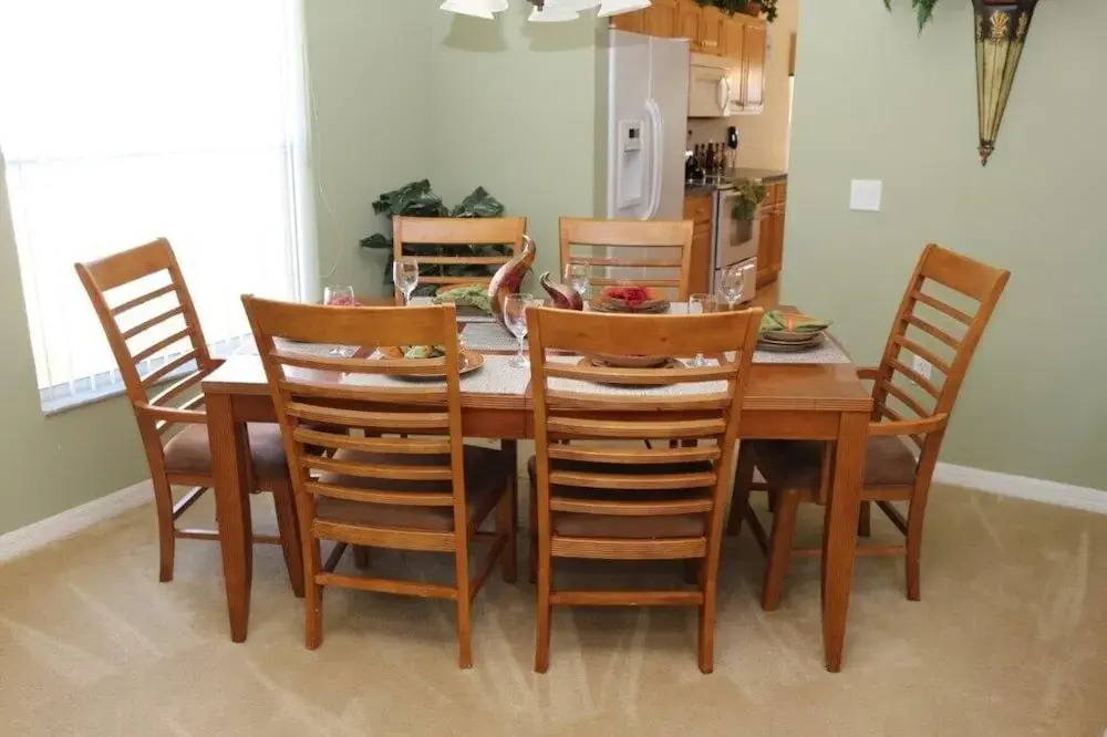 Ta524or 5 Bedroom Home