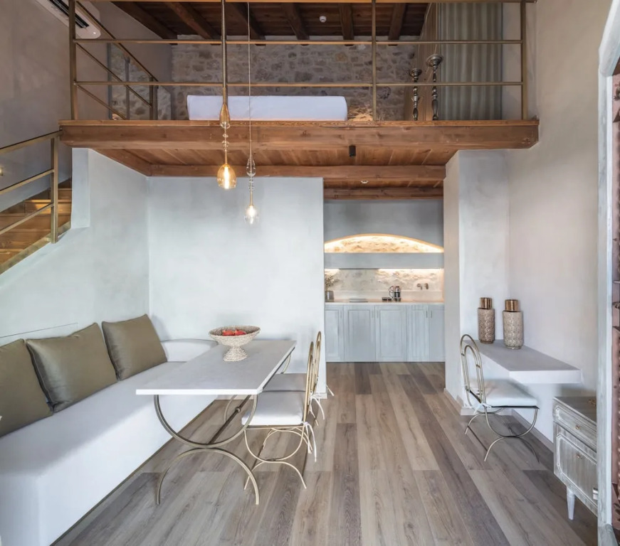 Inotropes Boutique Suites