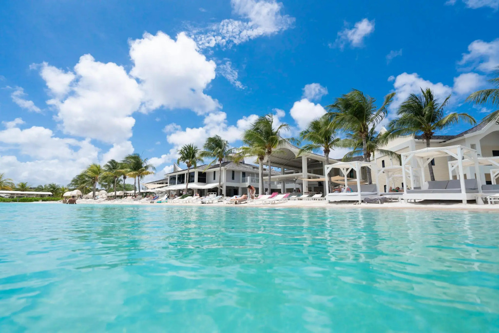 Papagayo Beach Hotel