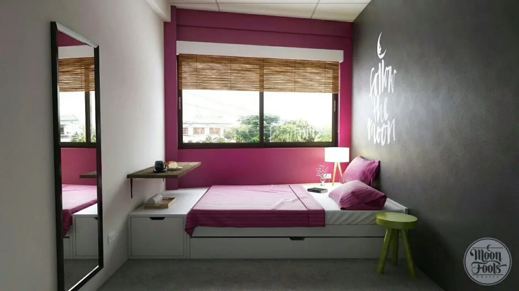 Moon Fools Hostel