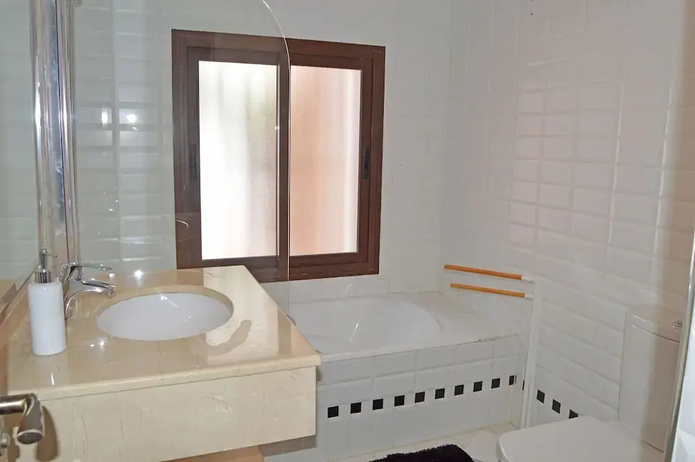 Beachfront villa protected private pool 4 bedrooms Marbella