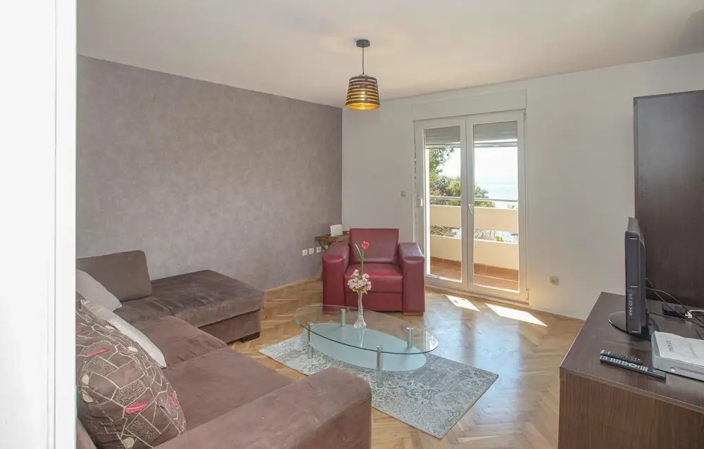 Stunning Home in Stanici With 6 Bedrooms and Outdoor Swimming Pool