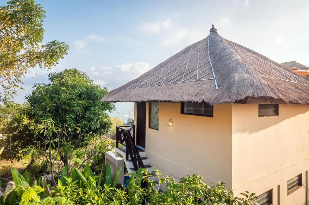 Moonage Daydream Villas