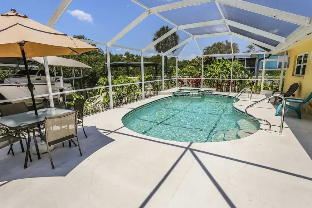 105 Tropical Shore Way