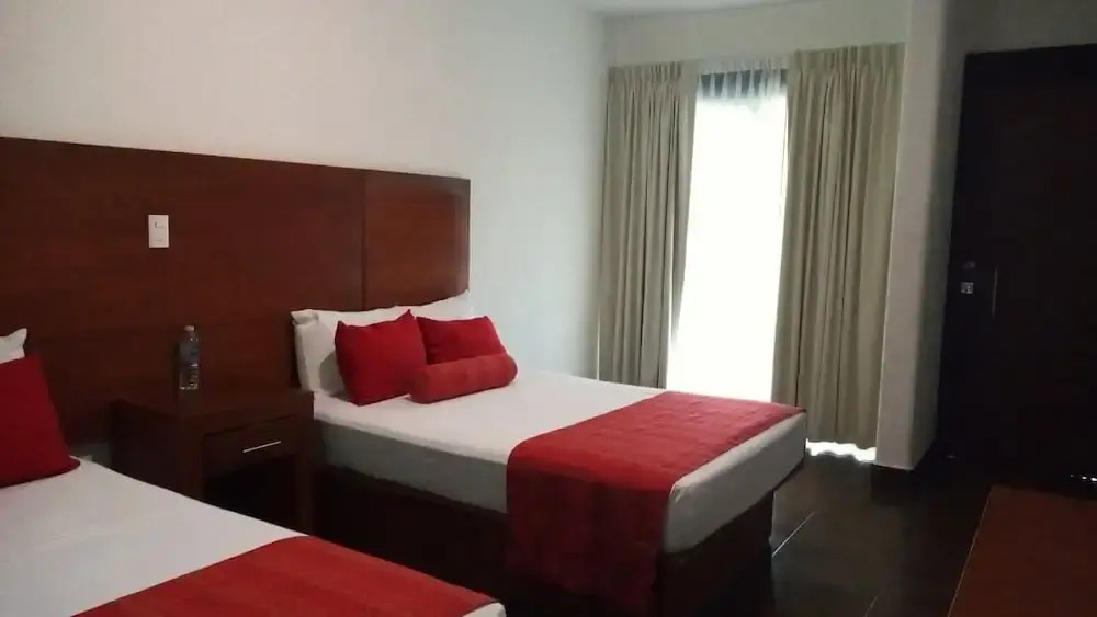 Yaxja Hotel Tamasopo
