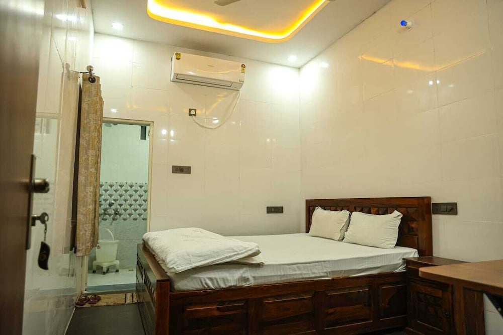 Shri Raghav Home Stay