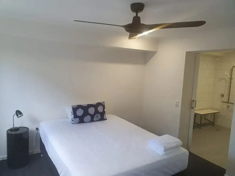 Redhill Cairns Living - Martyn St