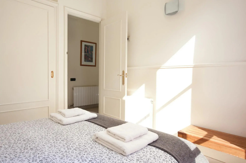 GAUDIR 1 · Apartment next to Pg de Gracia