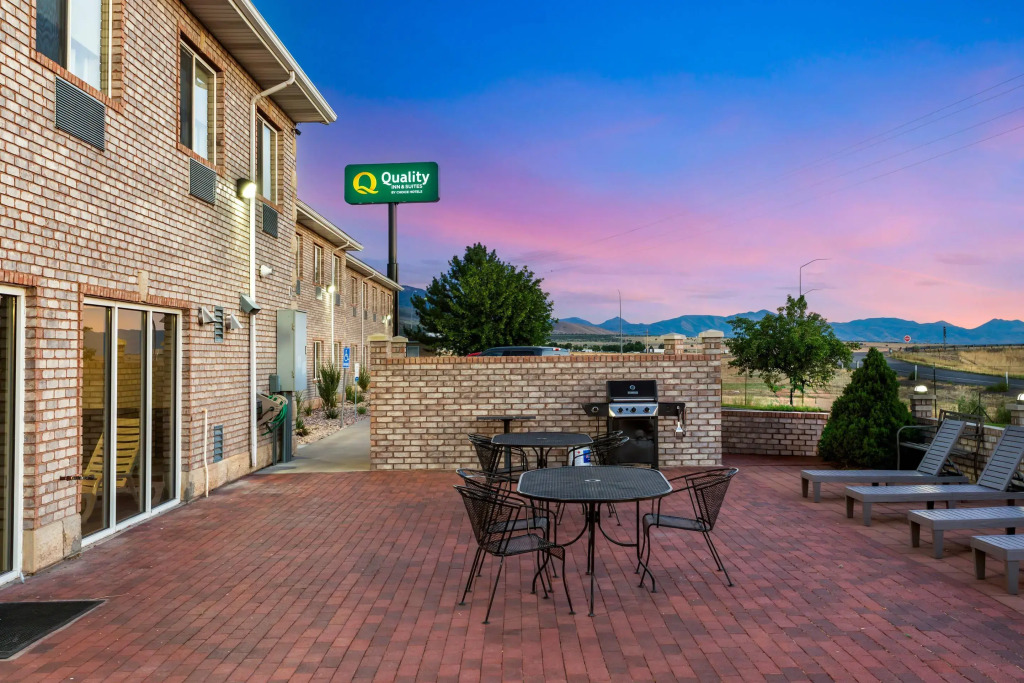Quality Inn & Suites Fillmore I-15