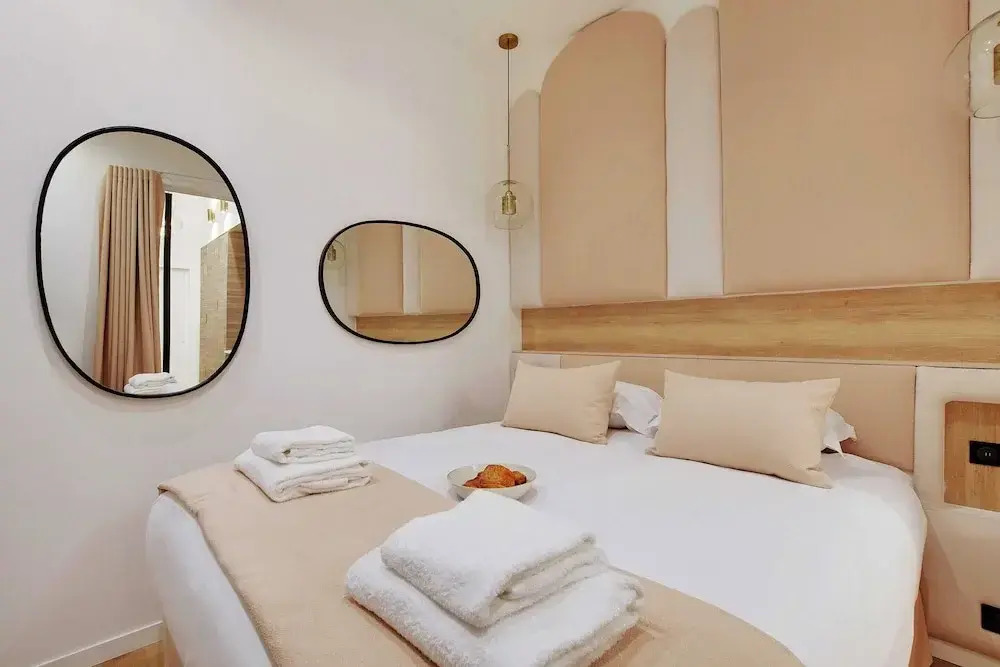 Charming Apartment - 1br/4p - AC - Marais