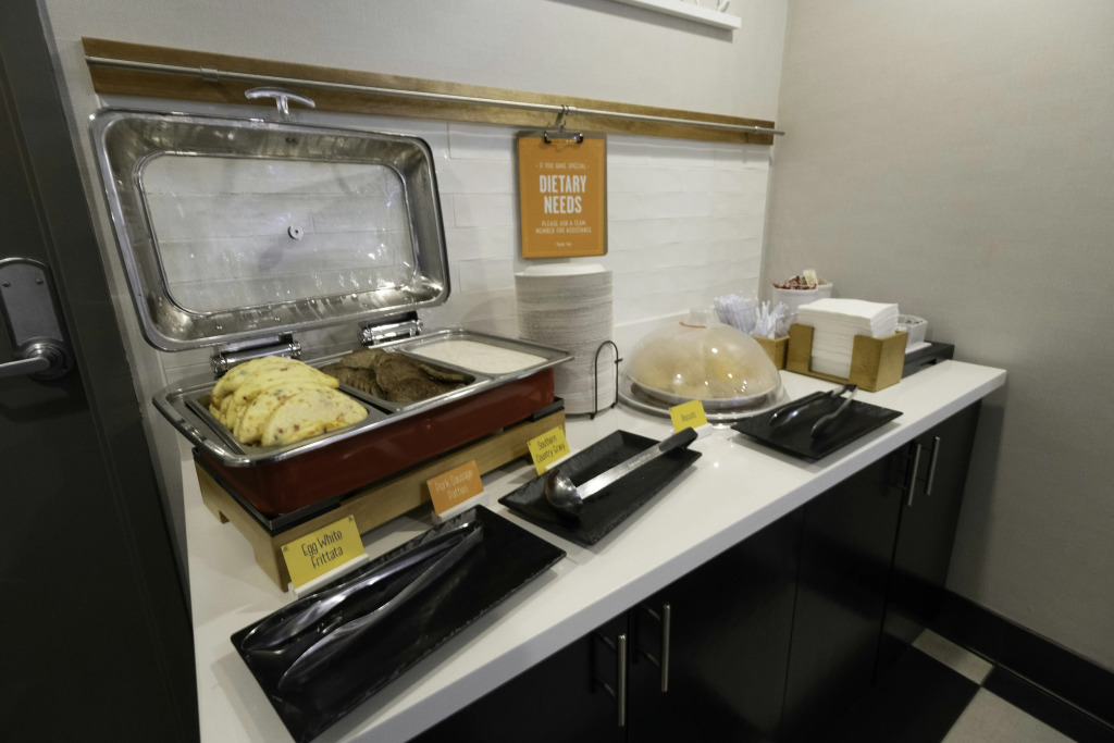 Hampton Inn & Suites DuPont