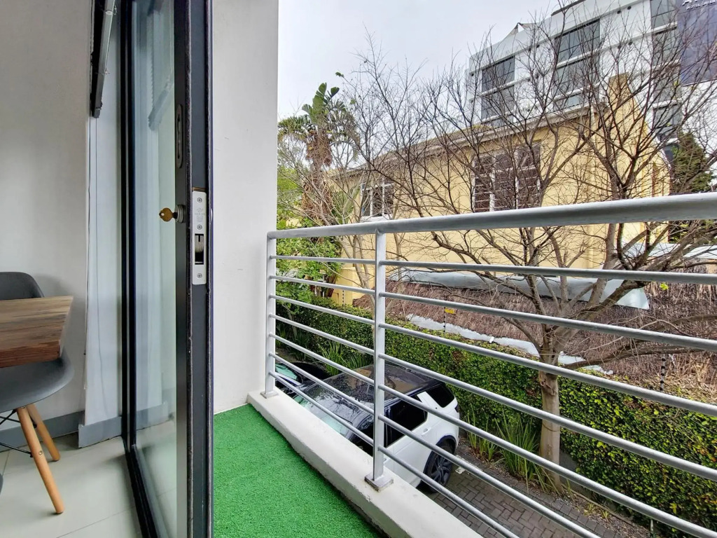 Fully Equipped 2 Bedroom in Green Point