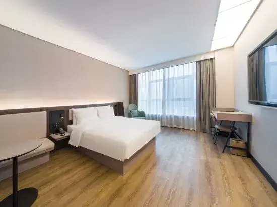 HanTing Hotel (West Coast Campus of the Affiliated Hospital of Qingdao University Subway Station)
