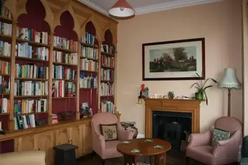 Glen Lodge