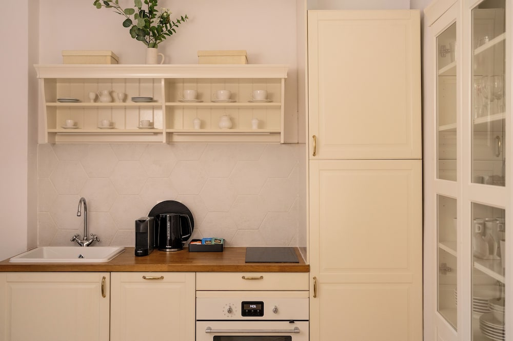 Old Town św Jana by Downtown Apartments