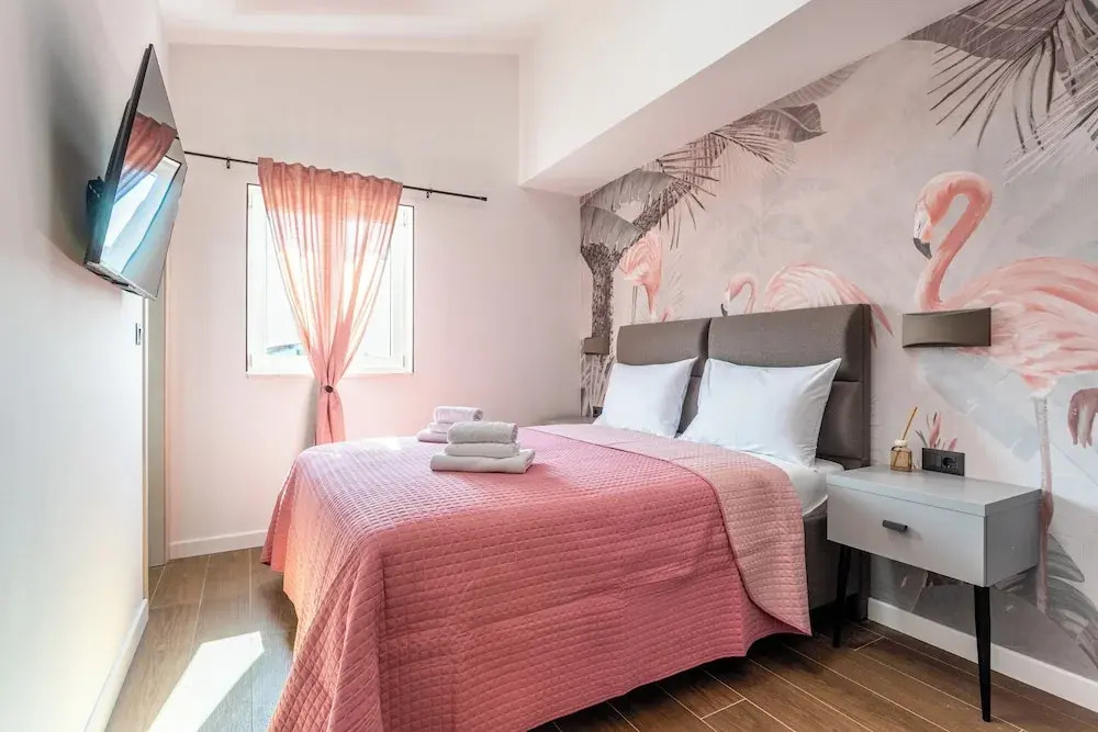 Luxury apartments Marino near beach