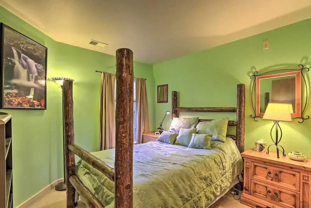 Walkable Dtwn Condo ~ 5 Miles to Beaver Creek Ski!