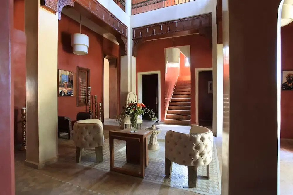 Villa Layyine avec personnel, piscine, spa et sports