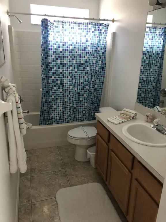 Lovely 4 Bed Home with Private Pool in Disney Area (WN326BL)