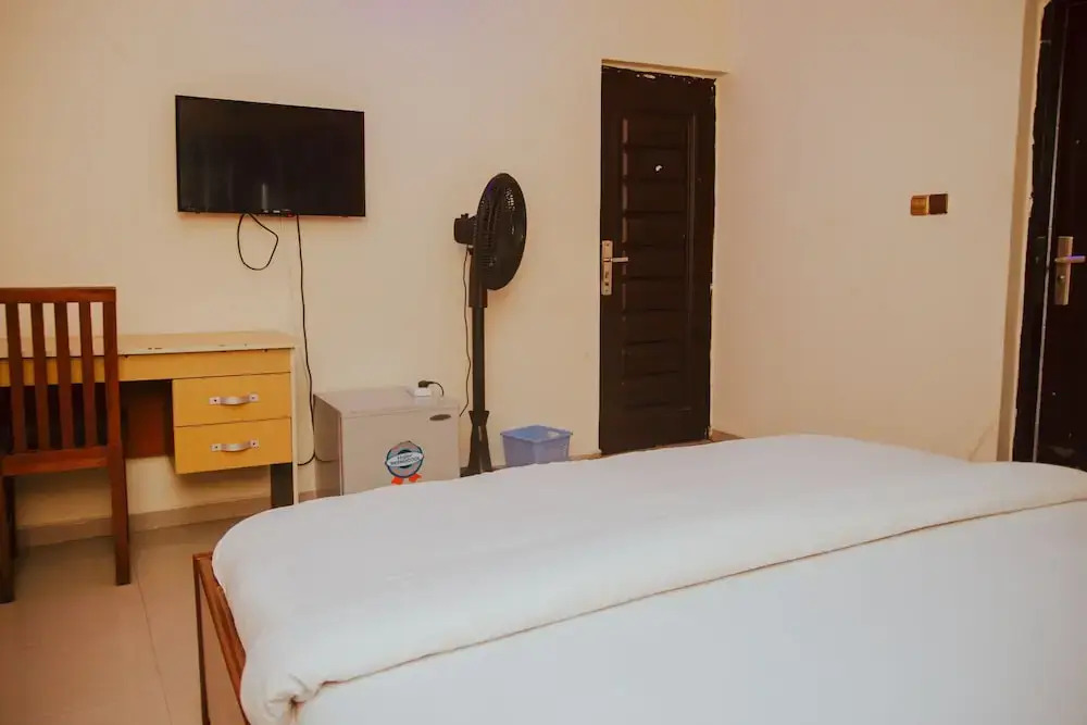SPG Hotels Limited