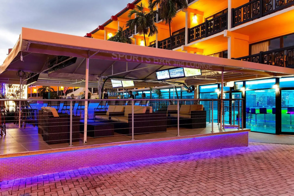 The Garden Hotel & Resort