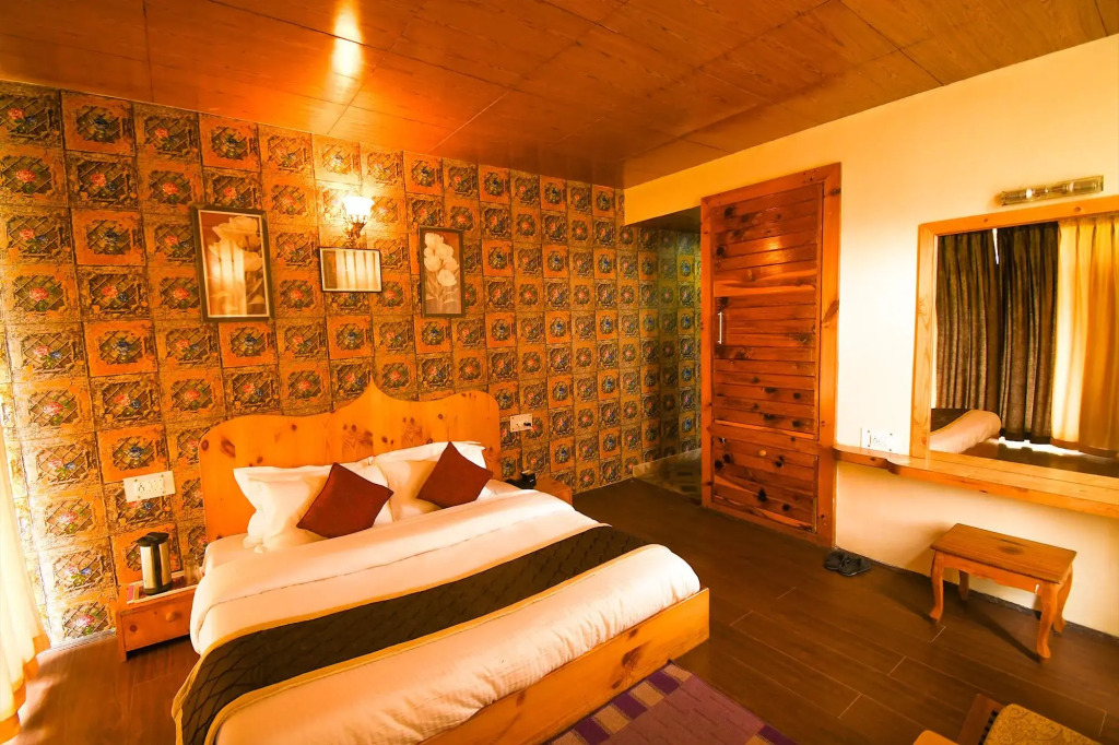 Naina Resort and Cottages