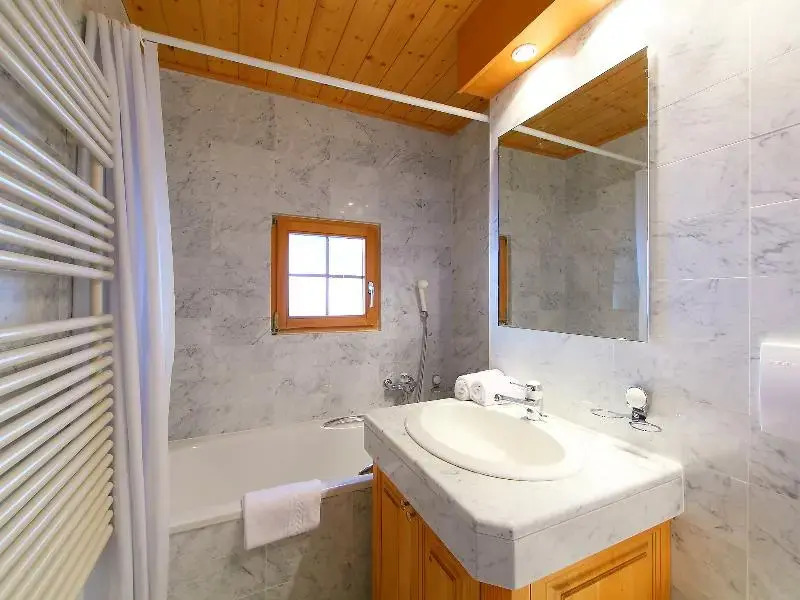 Le Faucon