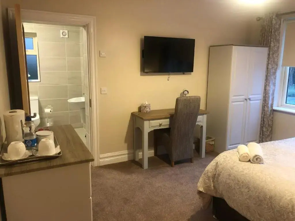 MapleHouse B&B