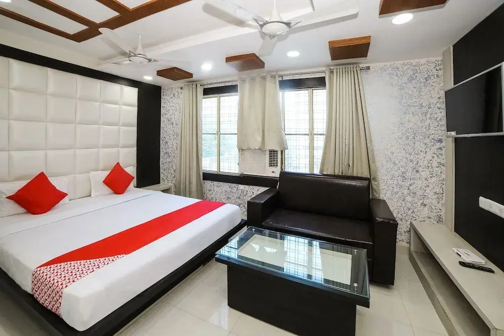 HOTEL VEER BHUMI PALACE