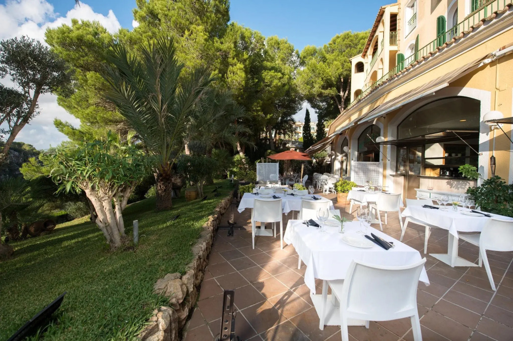 Aparthotel Ona Cala Pi Club