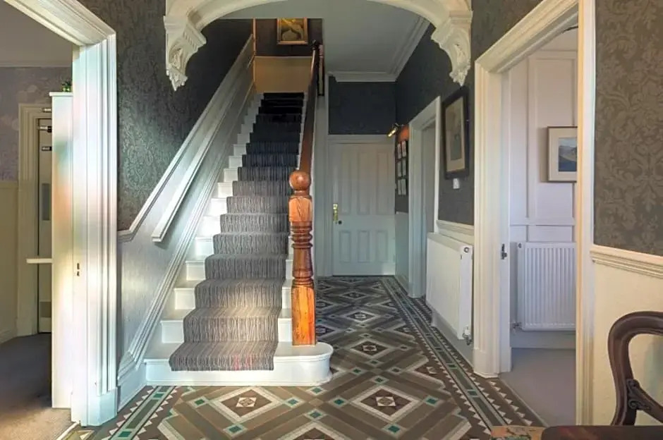 Clare House Hotel