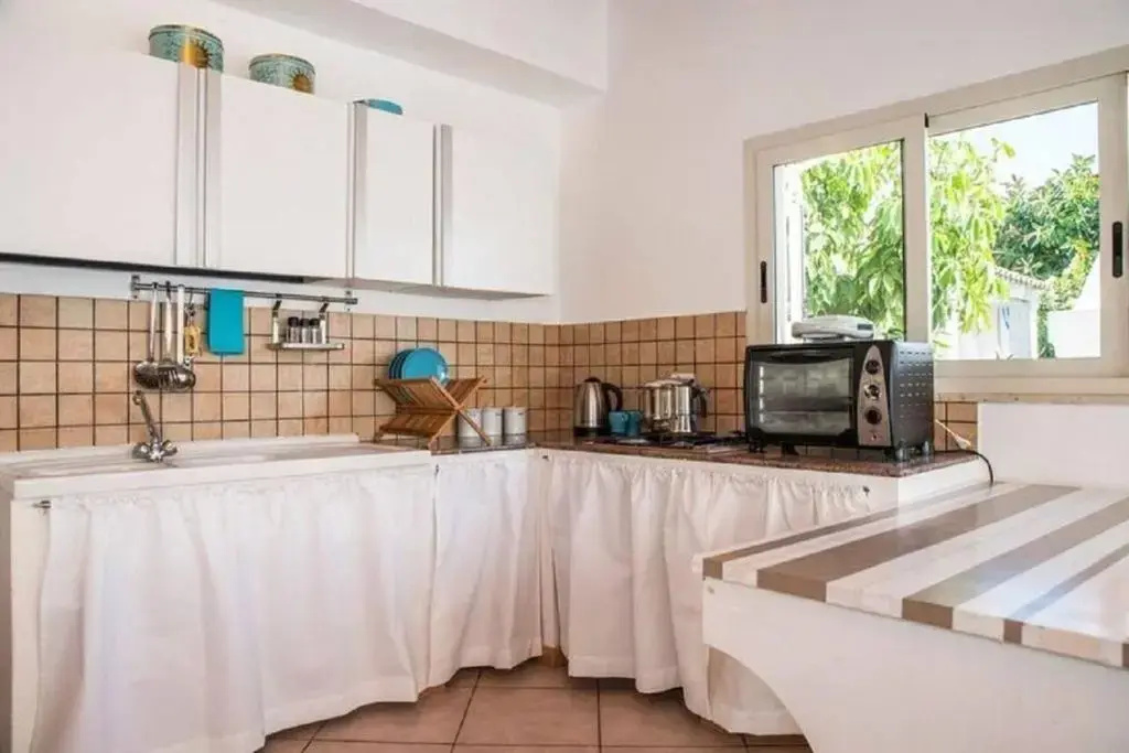 Apartment with 3 bedrooms in Santa Maria del Focallo with wonderful sea view furnished terrace and WiFi 800 m from the beach