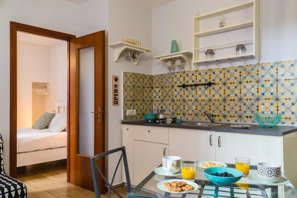 Porta Nolana Apartment by Wonderful Italy