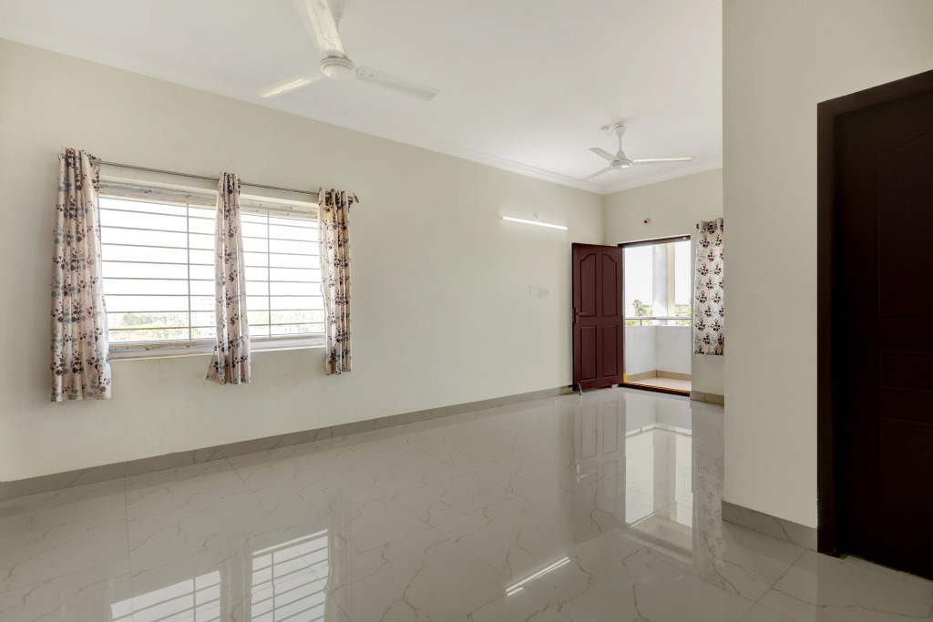 OYO Hotel O Ramaraopet Near Kakinada Beach