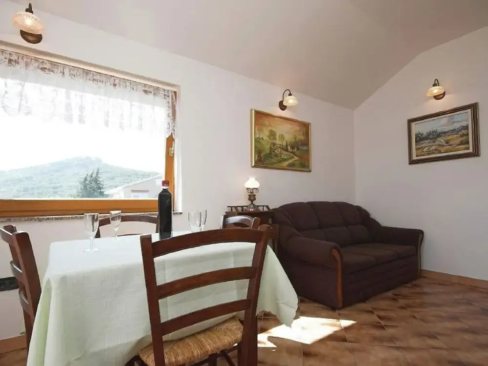 Very pleasant holiday house with sea view located in Preko on the island Ugljan