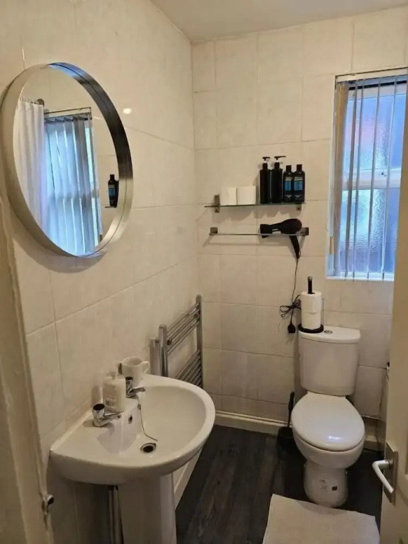 The Richmond Park Apartment