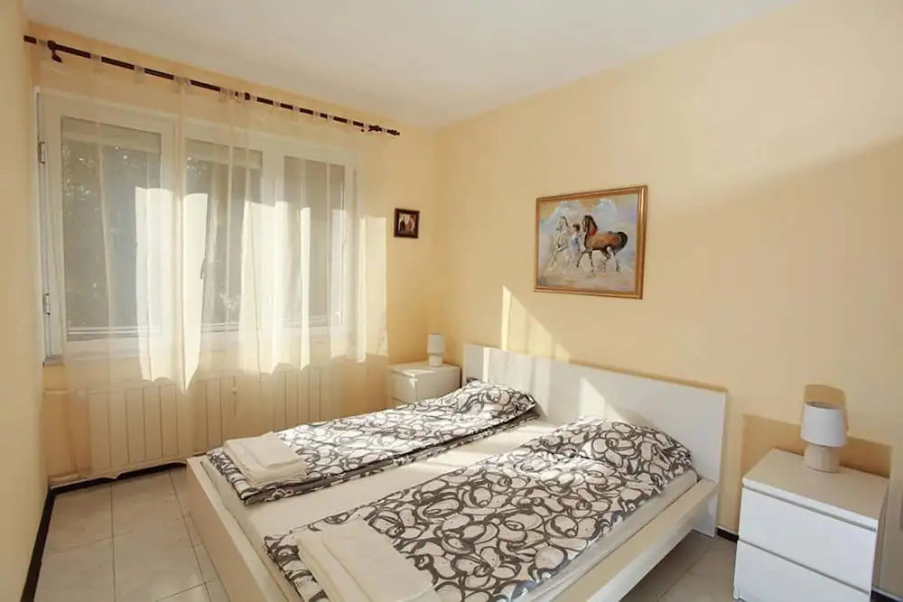Raya Maisonette