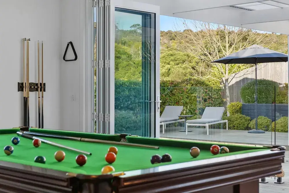 Hamptons Elegance Views Pool Spa