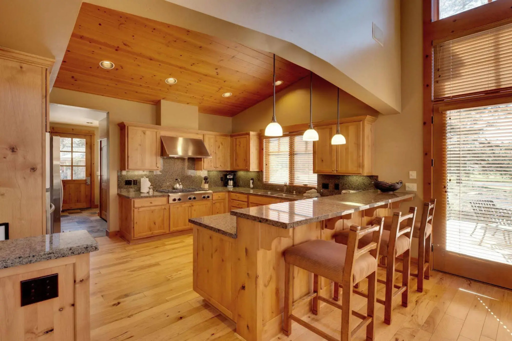 Tahoe Mountain Resorts Lodging Old Greenwood