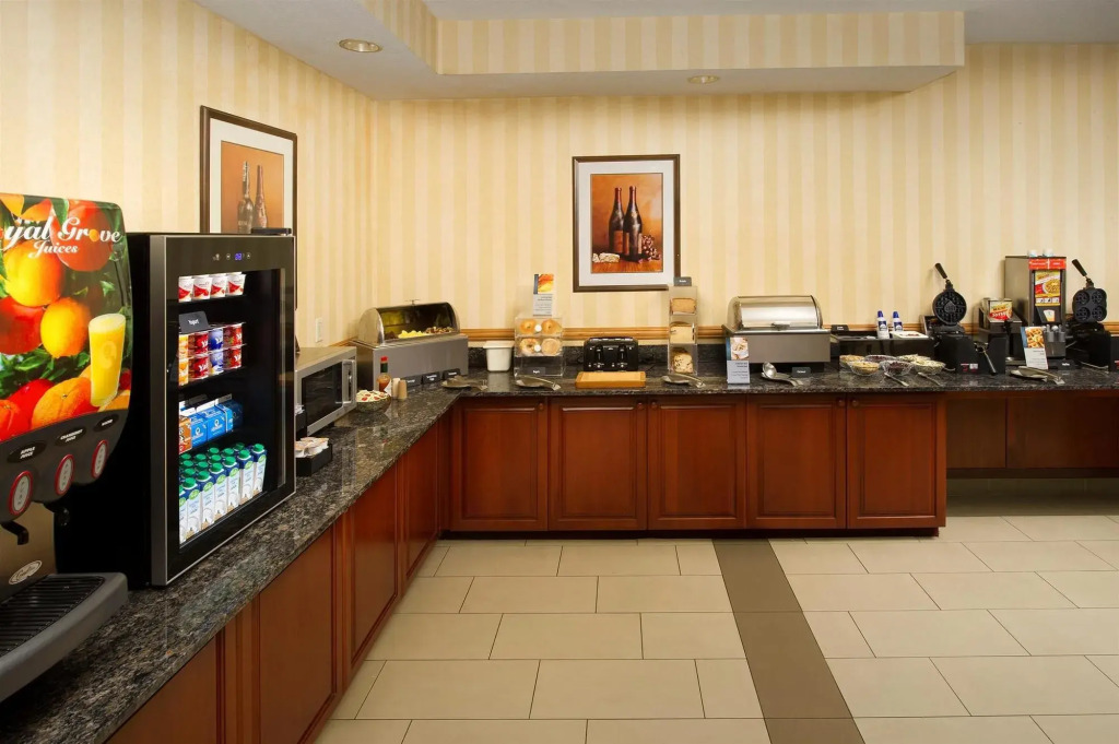 Best Western PLUS Vancouver Mall Drive